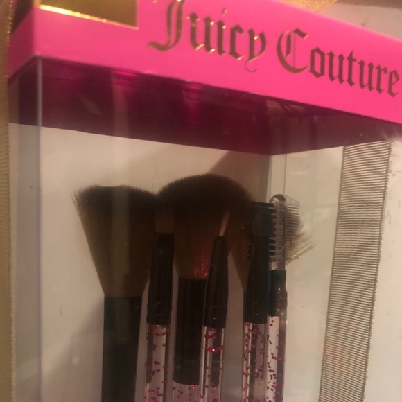 Juicy Couture Cosmetic Brush Set (7) Piece NWT - Picture 2 of 8